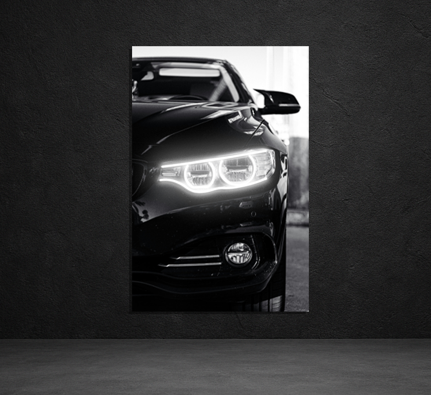 Siyah Otomobil UV Baskı Neon Duvar Tablosu | Beyaz LED Far Detaylı Pleksi Dekor | Modern Otomobil Duvar Sanatı