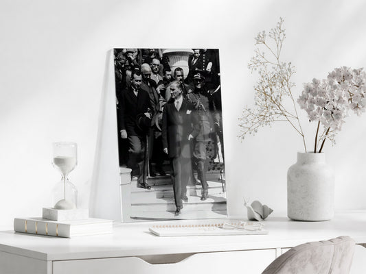 Mustafa Kemal Atatürk | Modern Cam Tablo-PeonyAta080