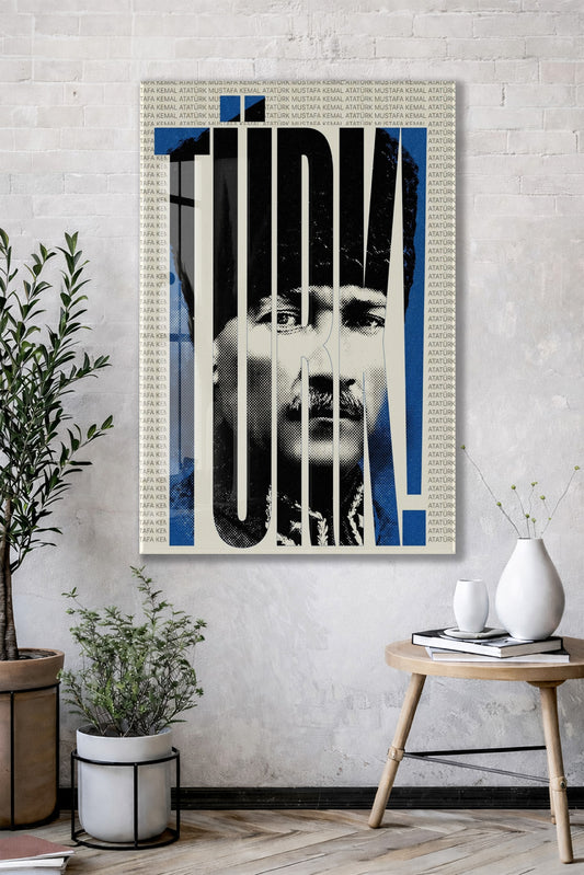 Mustafa Kemal Atatürk Ulu Önder Cam Tablo – Modern Tipografik Atatürk Duvar Dekoru (Mavi Siyah Tasarım) -PeonyAta073