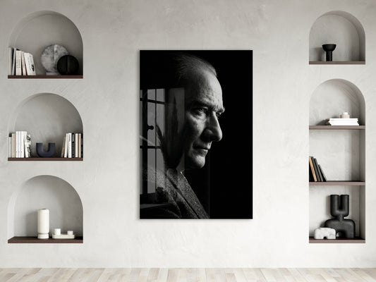 Mustafa Kemal Atatürk Siyah Beyaz Cam Tablo | 4 mm Temperli UV Baskılı Premium Duvar Dekoru-PeonyAta1301