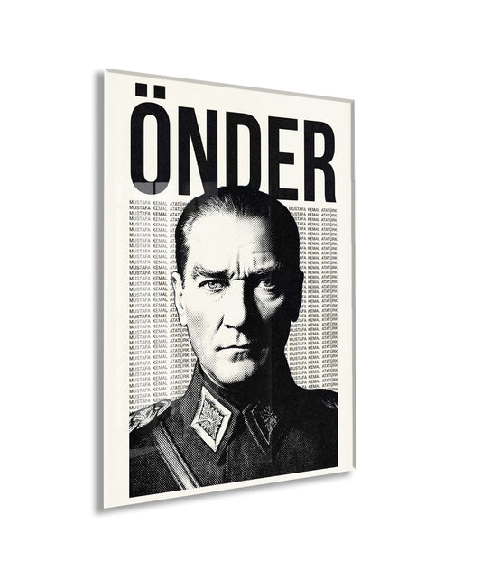 Mustafa Kemal Atatürk Önder Cam Tablo – Modern Tipografik Atatürk Duvar Dekoru -PeonyAta072