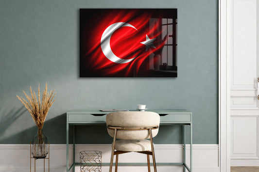 Dalgalanan Türk Bayrağı Cam Tablo