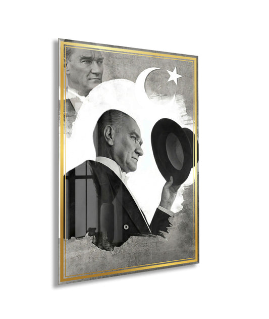 Şapkalı Mustafa Kemal Atatürk Cam Tablo