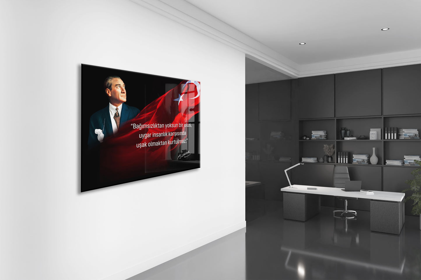 Bağımsızlıktan Yoksun Bir Ulus Atatürk Cam Tablo | Premium UV Baskılı Cam Poster -PeonyAta1326