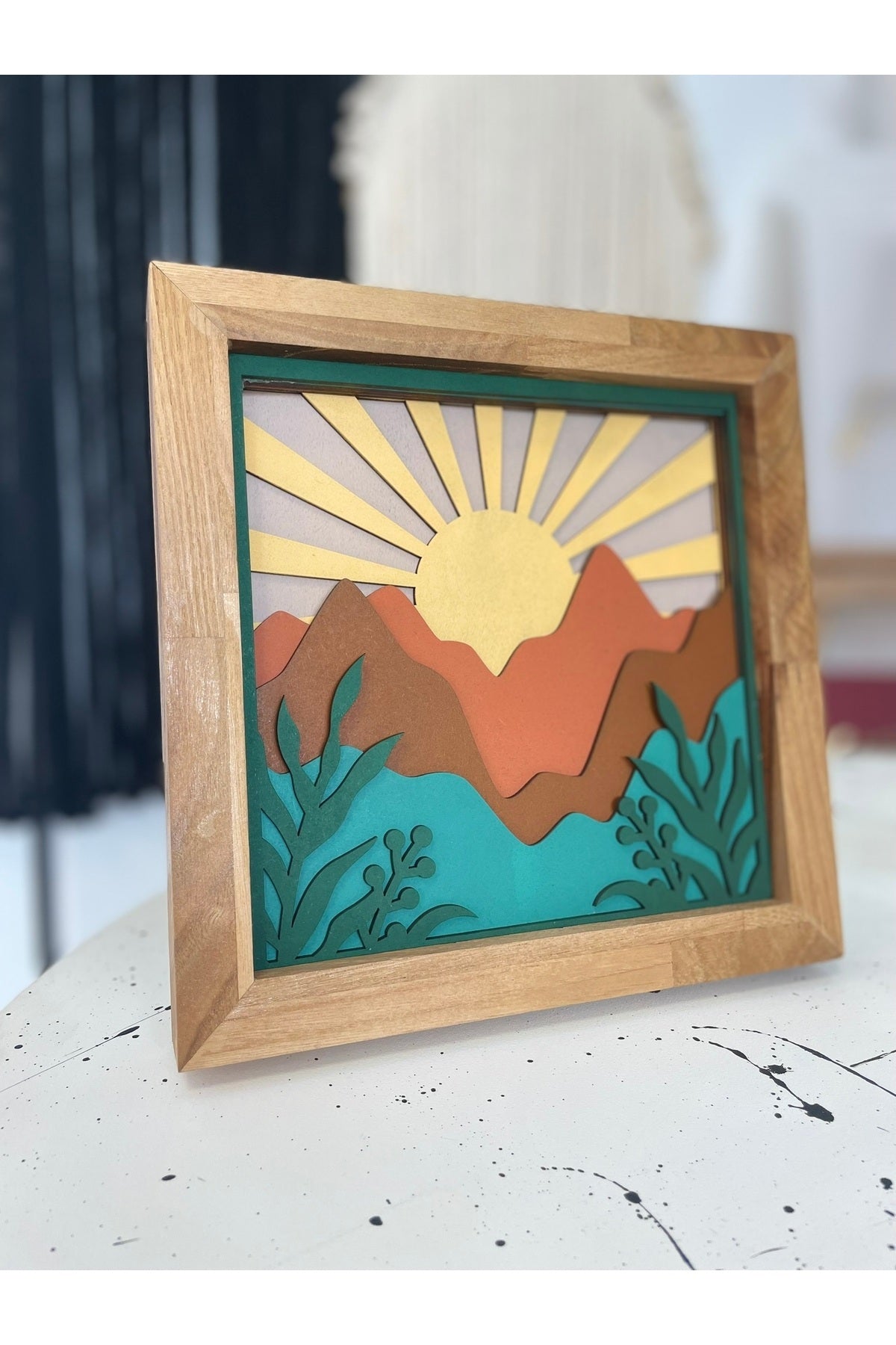 20x20cm El Yapımı 6 Katmanlı Ahşap Dağ ve Güneş Tablosu – Masif Çerçeveli