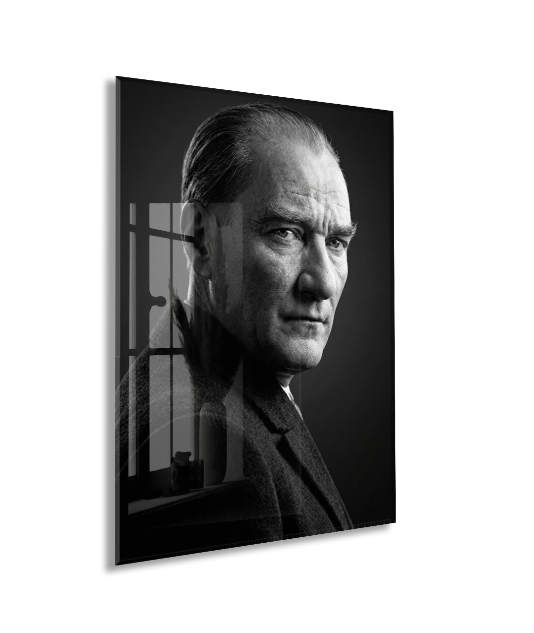 Mustafa Kemal Atatürk Portre Cam Tablo | 4 mm Temperli UV Baskılı Premium Duvar Dekoru-PeonyAta1302