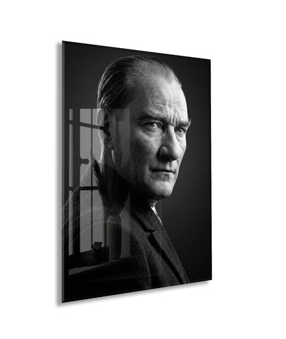 Mustafa Kemal Atatürk Portre Cam Tablo | 4 mm Temperli UV Baskılı Premium Duvar Dekoru-PeonyAta1302