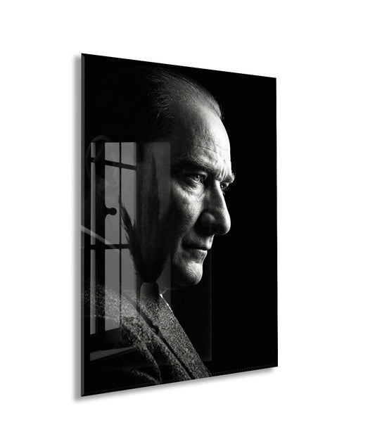 Mustafa Kemal Atatürk Siyah Beyaz Cam Tablo | 4 mm Temperli UV Baskılı Premium Duvar Dekoru-PeonyAta1301