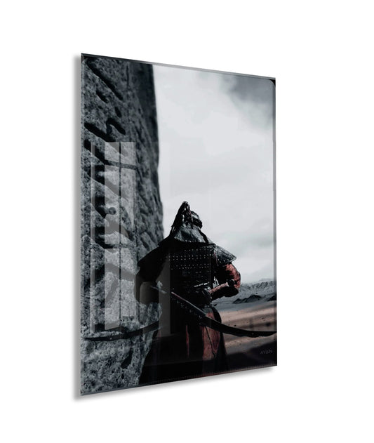 Zırhlı Türk Savaşçısı Cam Tablo – Tarihi Savaşçı Temalı Siyah Beyaz Duvar Dekoru - PeonyTrk016