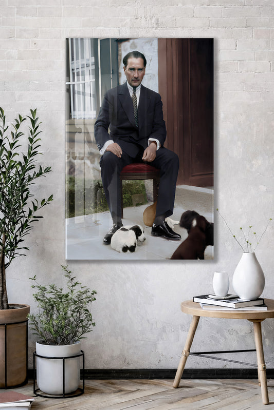 Atatürk Cam Tablo – Doğal ve Samimi Portre, 4 mm Temperli Cam Üzerine Özel Duvar Dekoru -PeonyAta1027