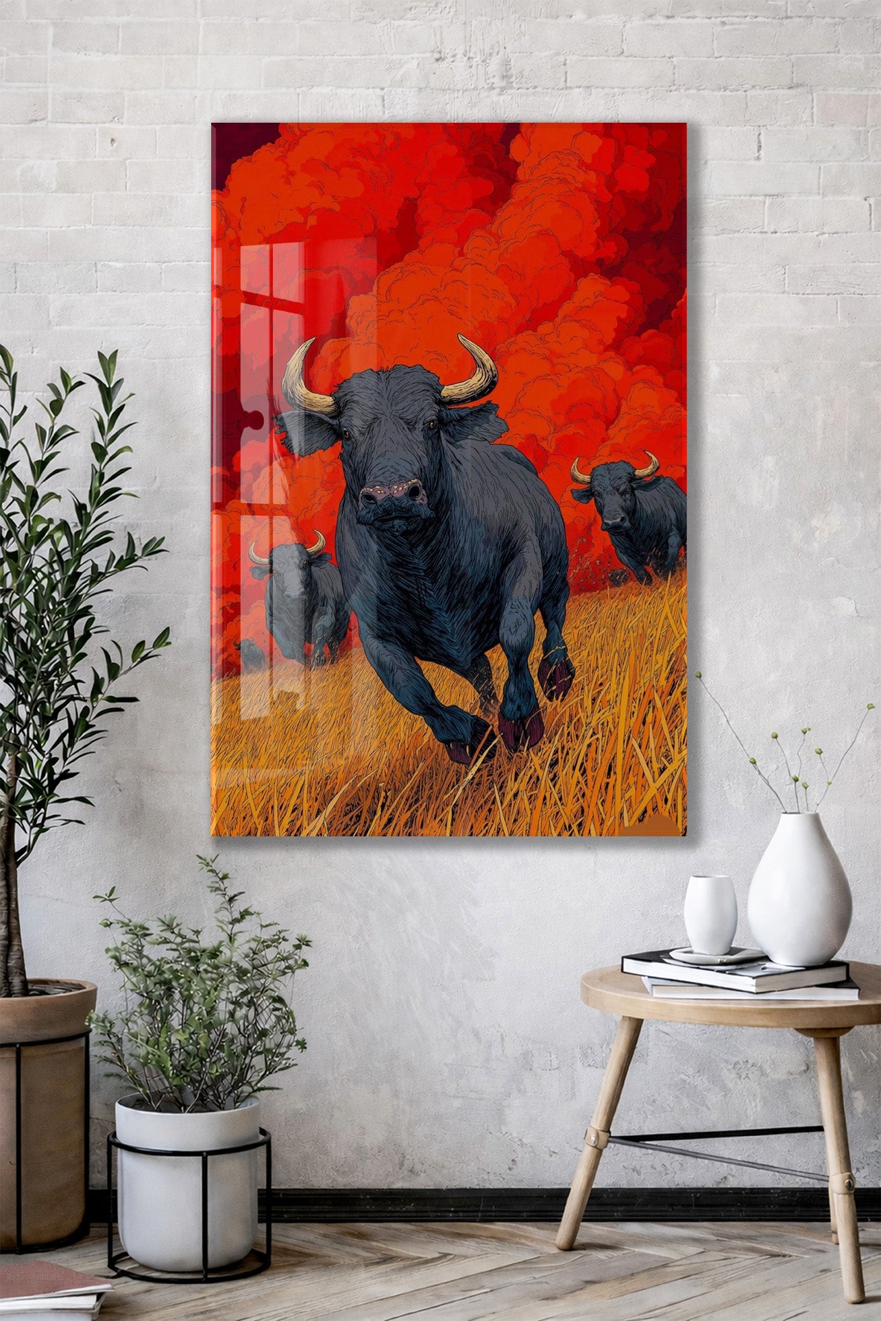 Koşan Boğa Figürlü Cam Tablo – Kırmızı Arka Planlı Modern Güç Temalı Duvar Dekoru - Peony074