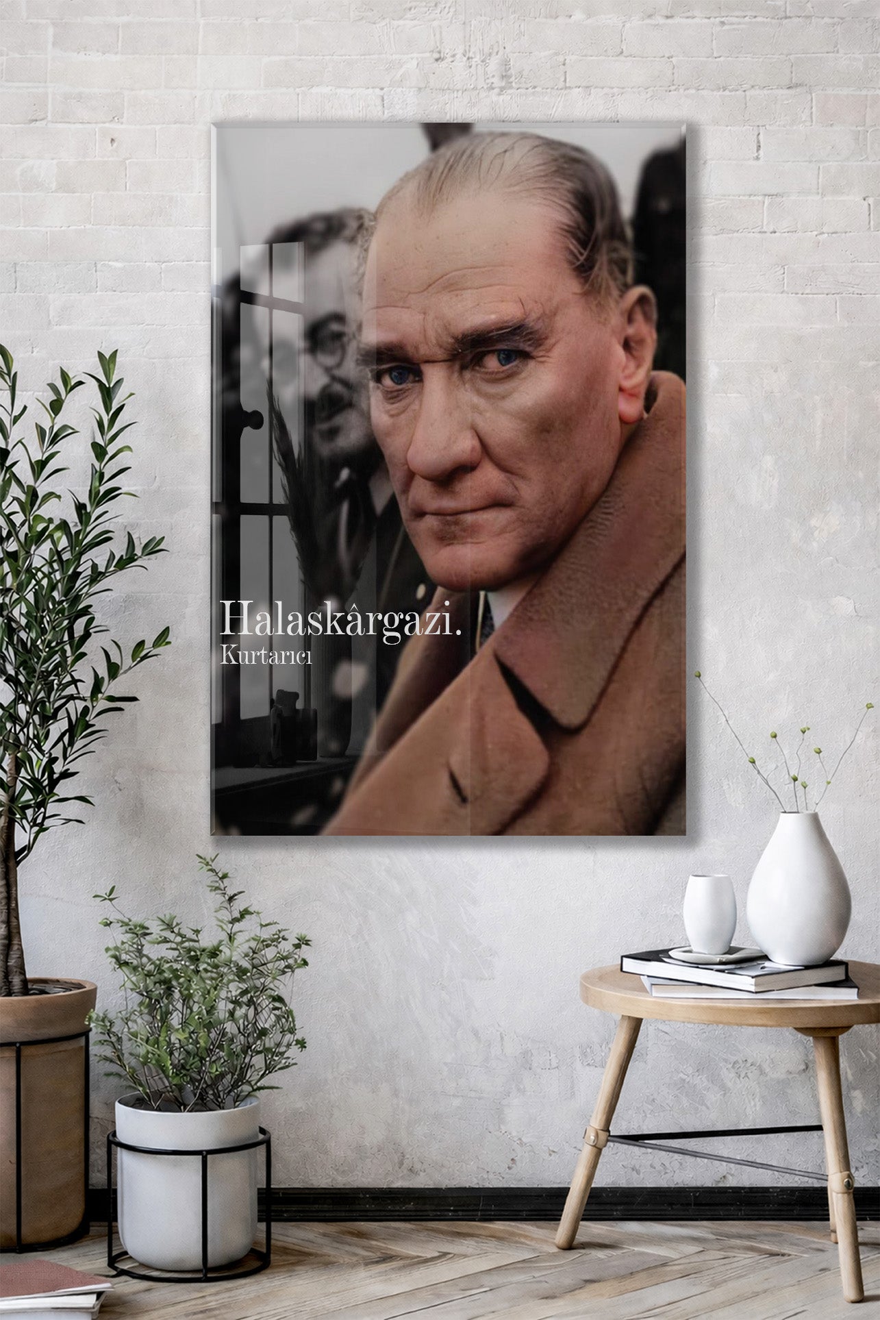 Halaskârgazi Atatürk Cam Tablo – Kurtarıcı Kimliğini Yansıtan 4 mm Temperli Cam Duvar Dekoru -PeonyAta1009