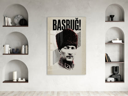 Başbuğ Mustafa Kemal Atatürk Cam Tablo – Modern Tipografik Atatürk Portre Duvar Dekoru -PeonyAta070