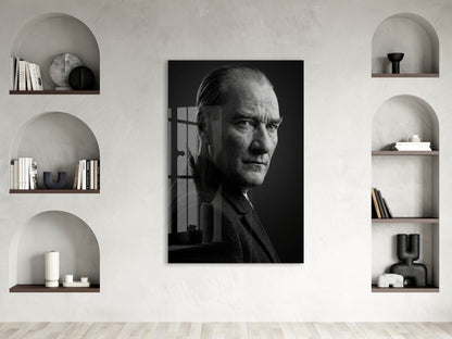 Mustafa Kemal Atatürk Portre Cam Tablo | 4 mm Temperli UV Baskılı Premium Duvar Dekoru-PeonyAta1302