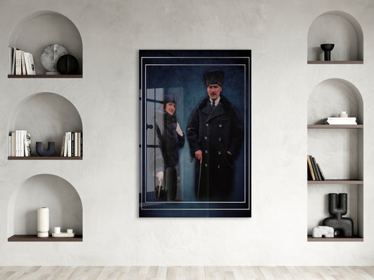 Atatürk ve Latife Hanım Cam Tablo – Cumhuriyet Dönemini Yansıtan Prestijli 4 mm Temperli Cam Duvar Dekoru -PeonyAta1004