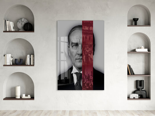 Atatürk Cam Tablo – Lider ve Millet Temalı, Kırmızı Şerit Detaylı 4 mm Temperli Cam Duvar Dekoru -PeonyAta1019