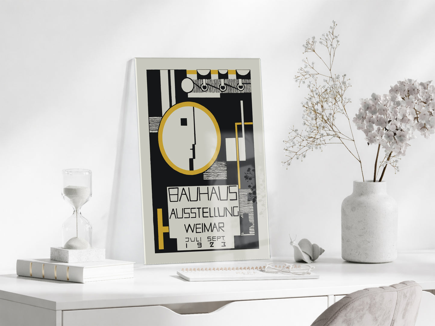 Bauhaus Tarzı Geometrik Cam Tablo | Minimalist Modern UV Baskılı Temperli Cam Duvar Dekoru - Peony162