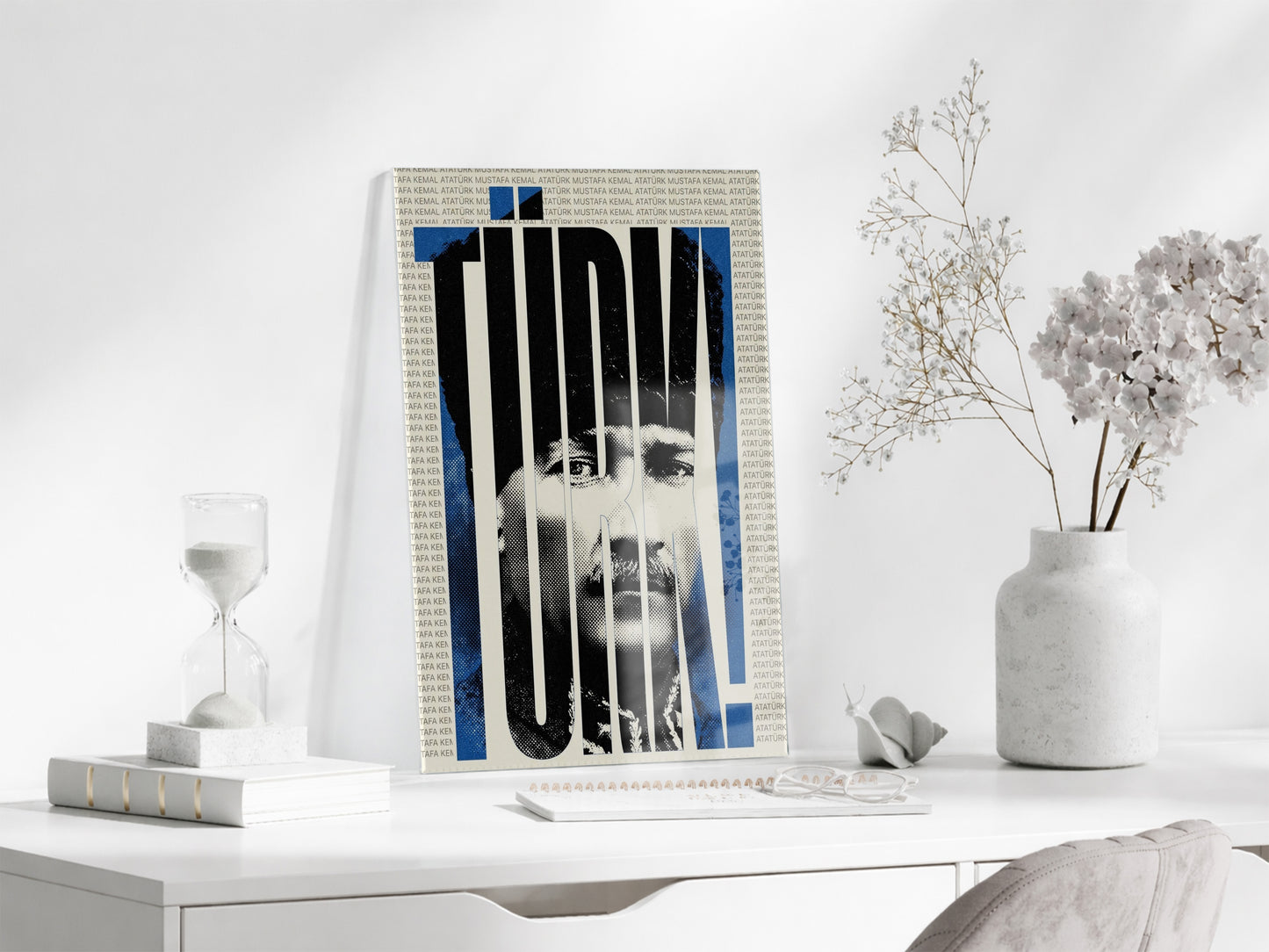 Mustafa Kemal Atatürk Türk! Başkomutan Cam Tablo – Modern Kolaj Tasarım Atatürk Duvar Dekoru -PeonyAta074