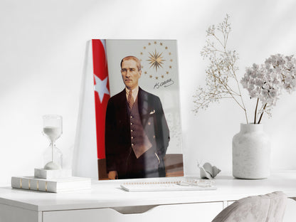 Mustafa Kemal Atatürk Türk Bayraklı Cam Tablo | 4 mm Temperli UV Baskılı Premium Duvar Dekoru -PeonyAta1303