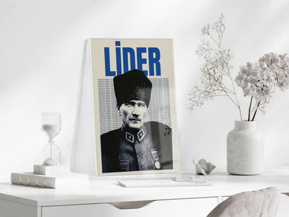 Mustafa Kemal Atatürk Lider Cam Tablo – Vintage Tasarım Atatürk Duvar Dekoru -PeonyAta071