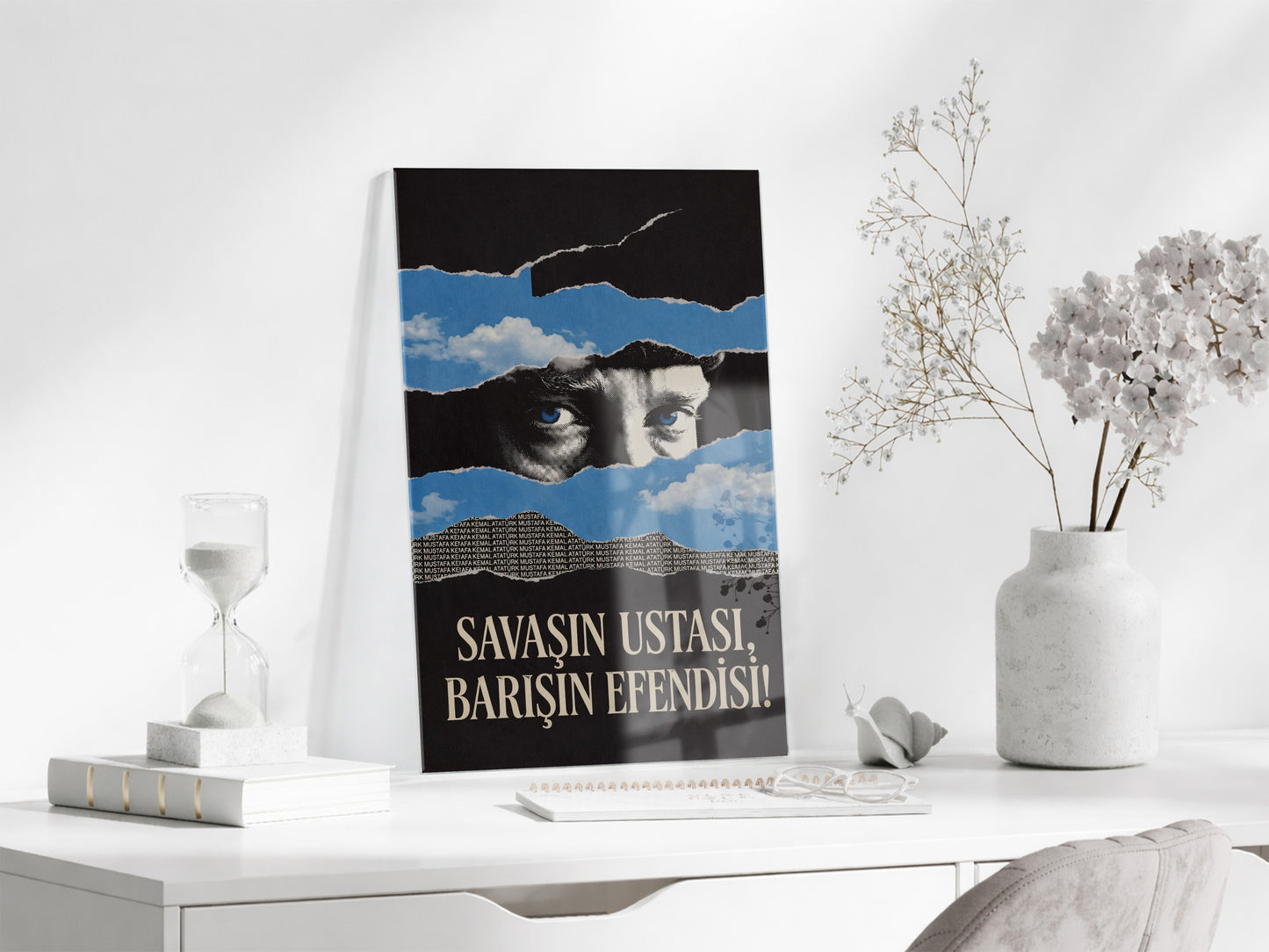 Mustafa Kemal Atatürk Savaşın Ustası Barışın Efendisi Cam Tablo – Modern Mavi Siyah Atatürk Duvar Dekoru -PeonyAta076