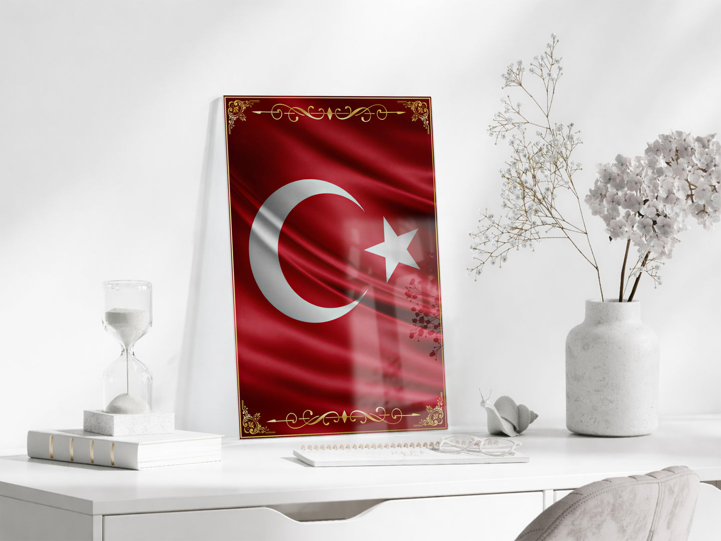 Türk Bayrağı Cam Tablo | Dalgalanan Bayrak Tasarımlı 4 mm Temperli UV Baskılı Duvar Dekoru  -PeonyAta1309