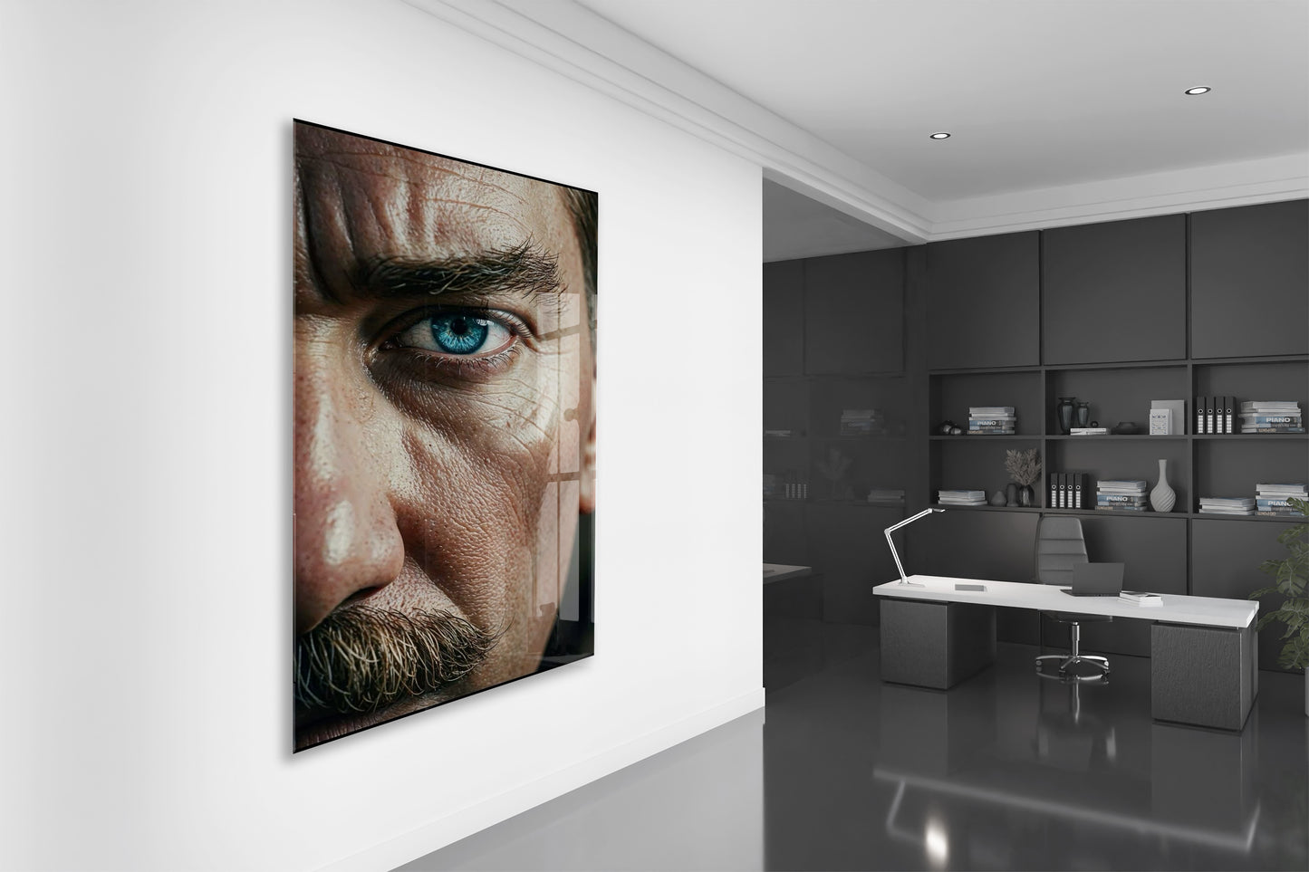 Atatürk Bakışı Cam Tablo – Yakın Plan Portre ile Cumhuriyetin Gücünü Yansıtan Duvar Sanatı -PeonyAta059