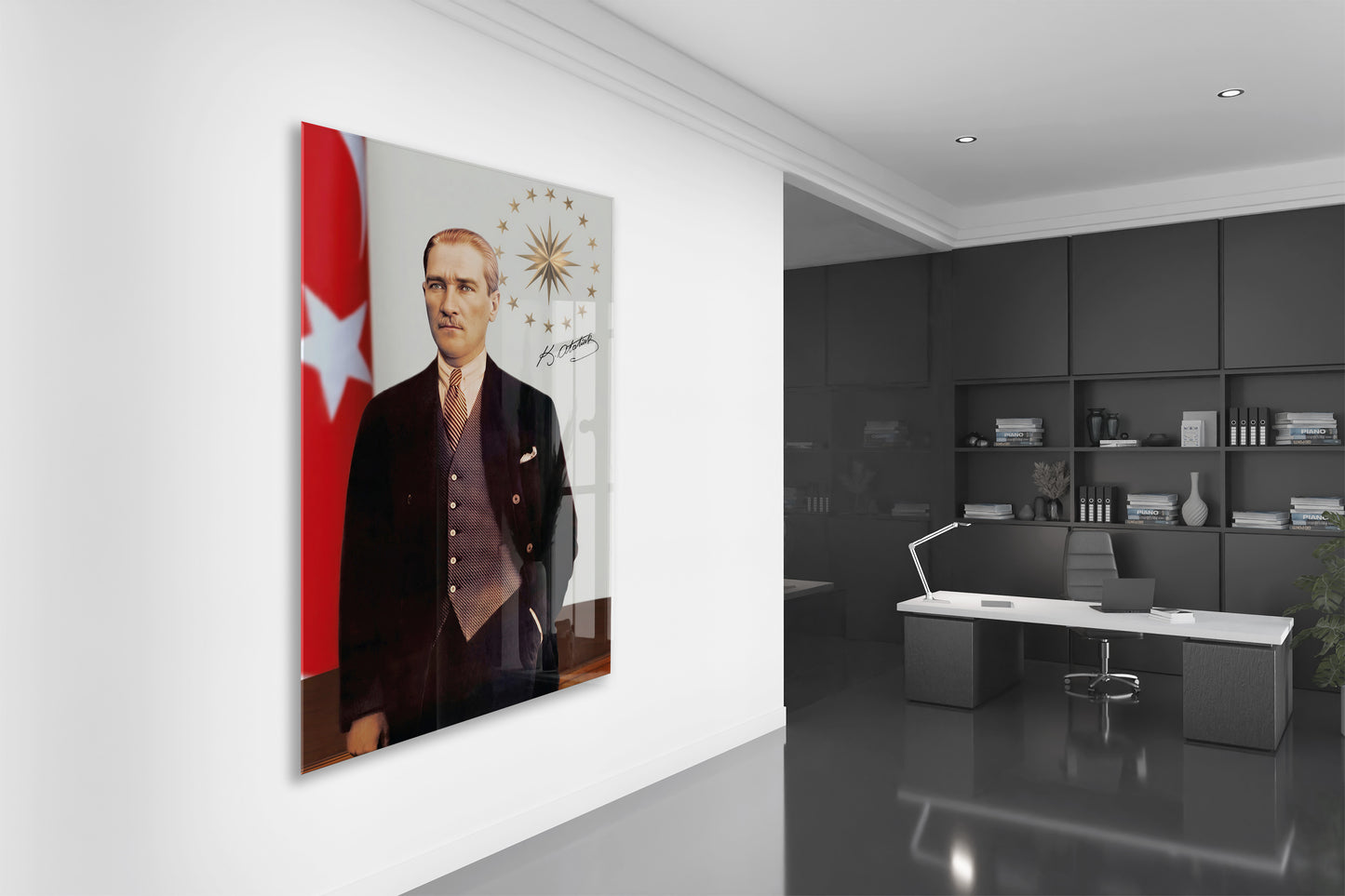 Mustafa Kemal Atatürk Türk Bayraklı Cam Tablo | 4 mm Temperli UV Baskılı Premium Duvar Dekoru -PeonyAta1303