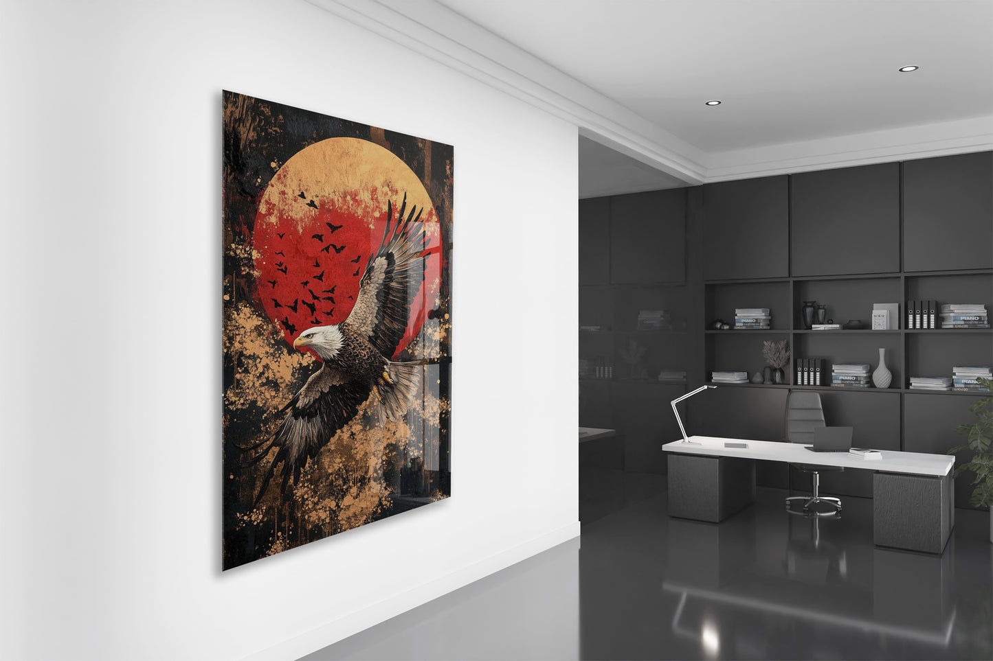 Altın Dokulu Zeminli Kartal Cam Tablo – Güçlü Liderlik ve Özgürlük Temalı Duvar Dekoru - Peony081