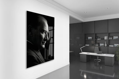 Mustafa Kemal Atatürk Siyah Beyaz Cam Tablo | 4 mm Temperli UV Baskılı Premium Duvar Dekoru-PeonyAta1301