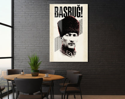 Başbuğ Mustafa Kemal Atatürk Cam Tablo – Modern Tipografik Atatürk Portre Duvar Dekoru -PeonyAta070