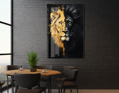 Altın ve Siyah Aslan Cam Tablo – Güç, Asalet ve Modern Sanatı Yansıtan Şık Duvar Dekoru - Peony022