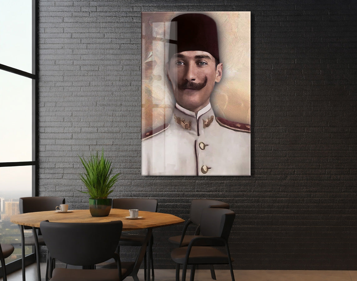 Atatürk Cam Tablo – Fesli Portre Tasarımı, 4 mm Temperli Cam Üzerine Modern ve Klasik Duvar Dekoru -PeonyAta1020