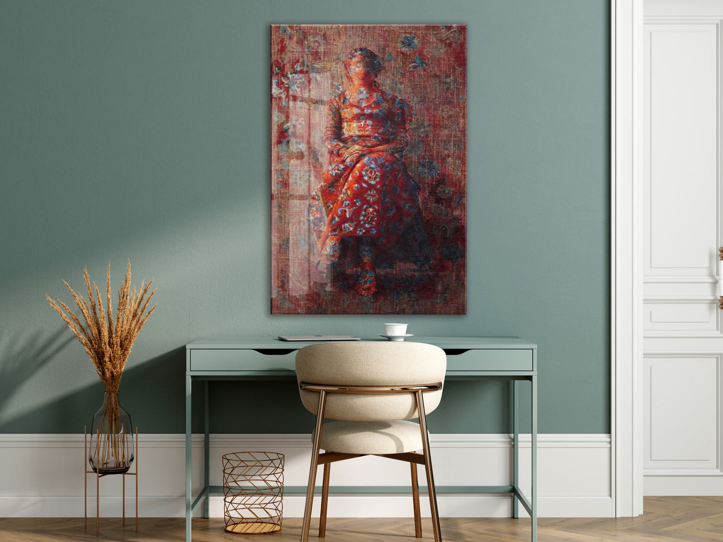 Oryantal Desenli Kırmızı Elbiseli Kadın Figürlü Cam Tablo – Sanatsal ve Vintage Duvar Dekoru - Peony059